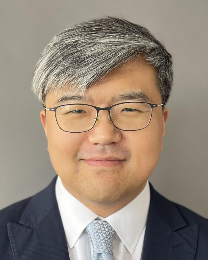 Dr. Lee Zhao